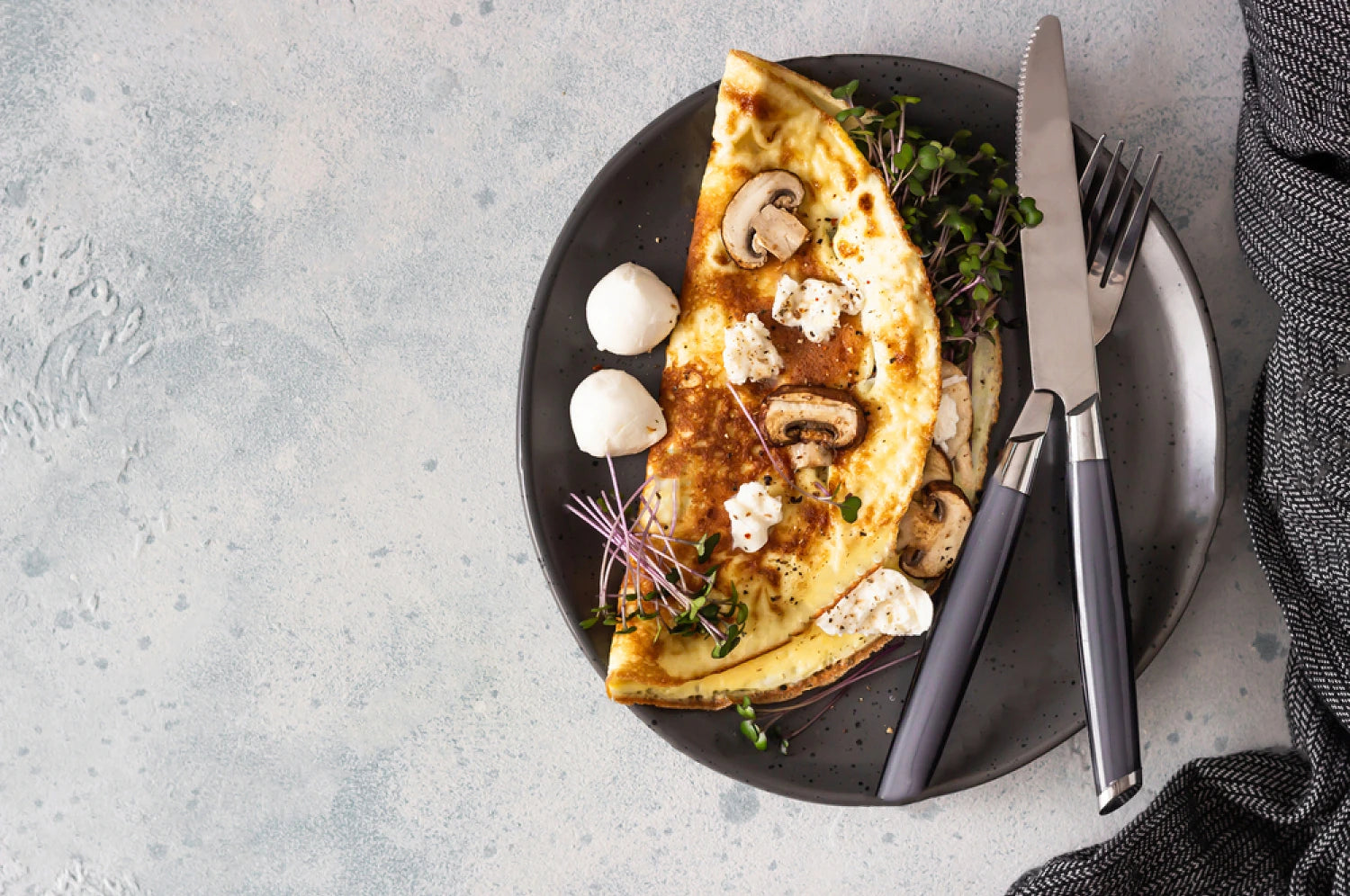 Omelette saine aux champignons, feta et micro-pousses Van Leaf sante bio alimentation nutrition cuisine ecologie healthy
